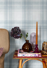 Tartan wallpaper in Ciel in a bedroom with decorative objects