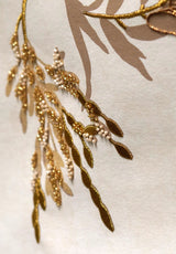Chèvrefeuille Bespoke | Embroidered Wallpaper